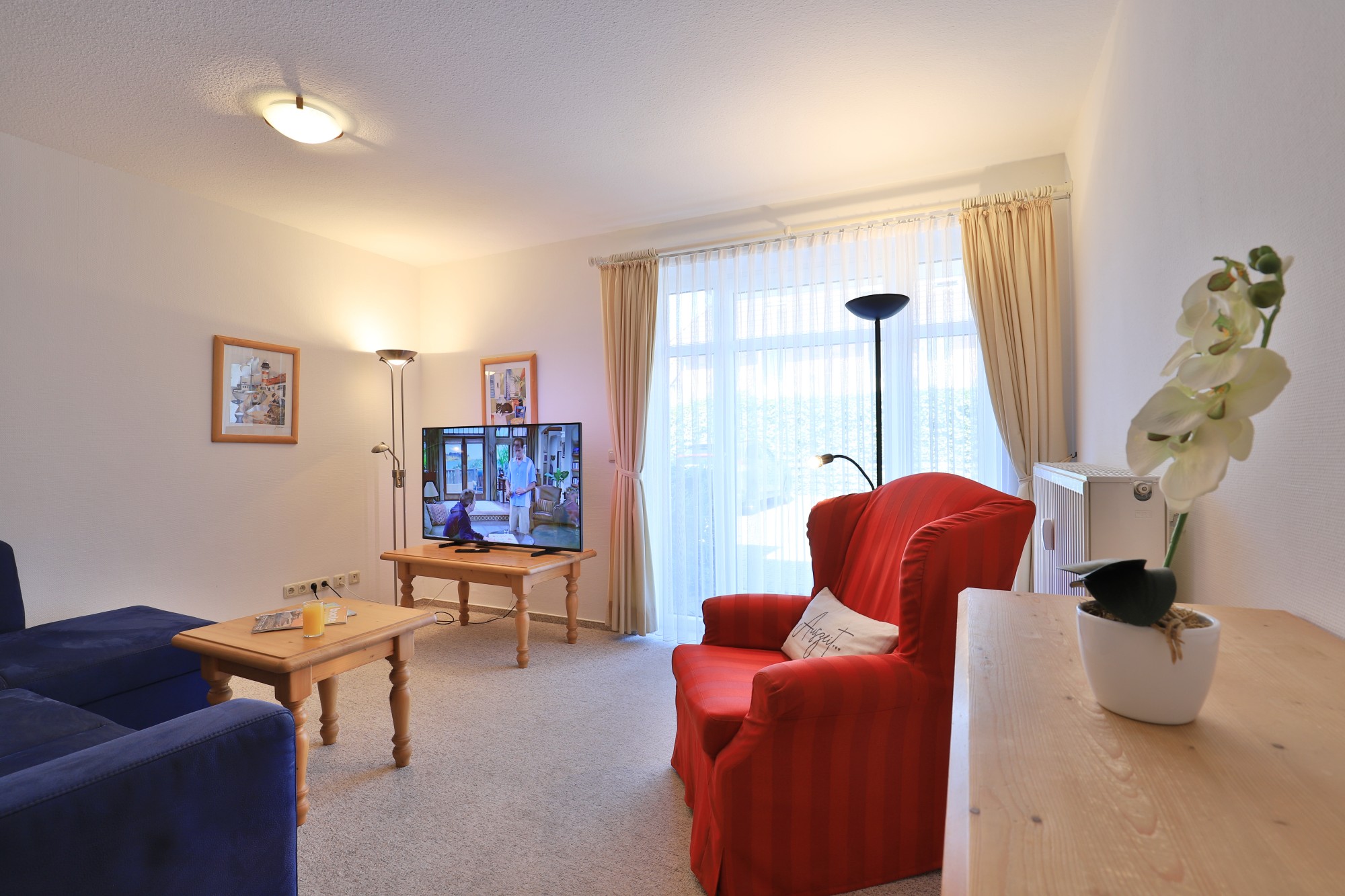 180-m-bis-zum-strand-zentrale-lage-2-zimmer-eigentumswohnung-in-der-residenz-haffblick