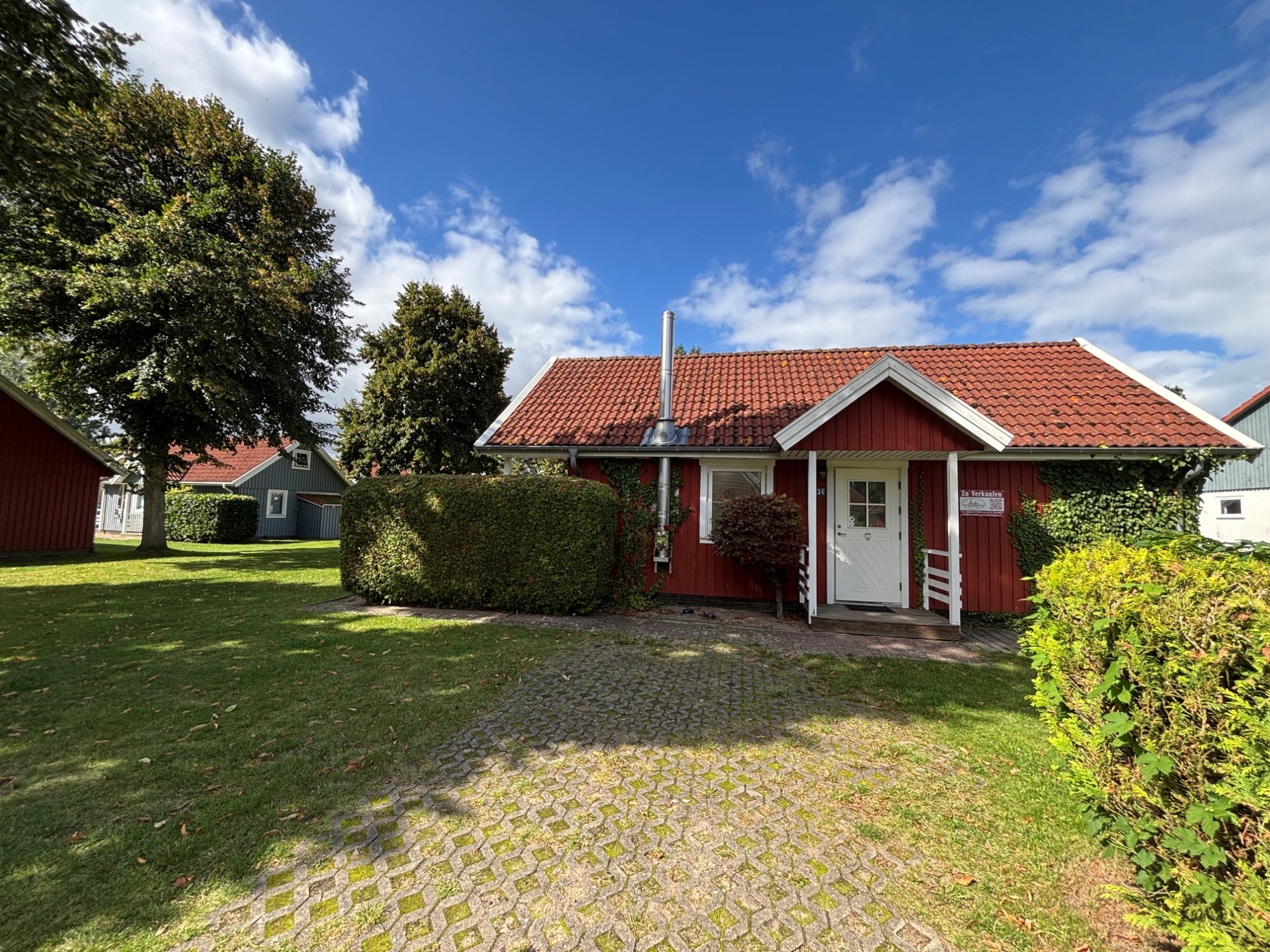 ihr-stueck-ostsee-glueck-charmantes-ferienhaus-fuer-die-ganze-familie-im-regenbogen-camp